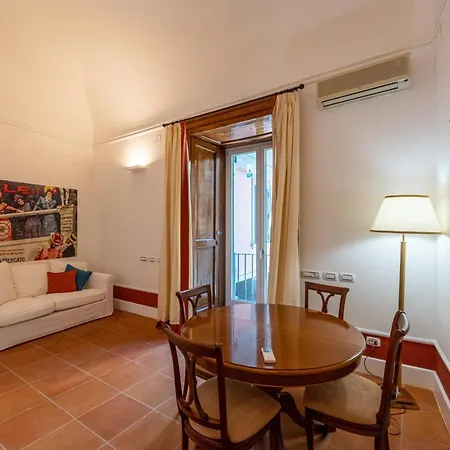 Corte Satriano Guest house *