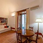 Corte Satriano Pensión 4*